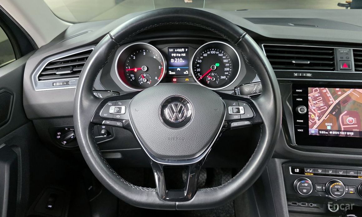 Volkswagen Tiguan 2nd Generation 2.0 TDI Prestige №15