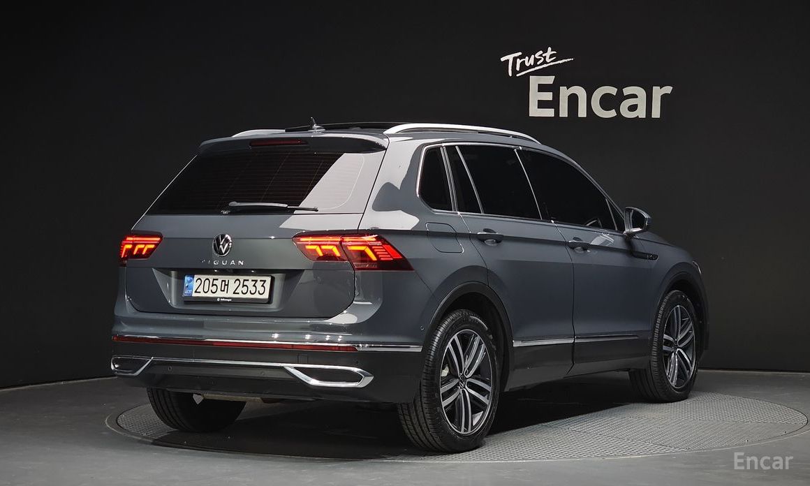 Tiguan 2nd Generation 2.0 TDI Prestige 3