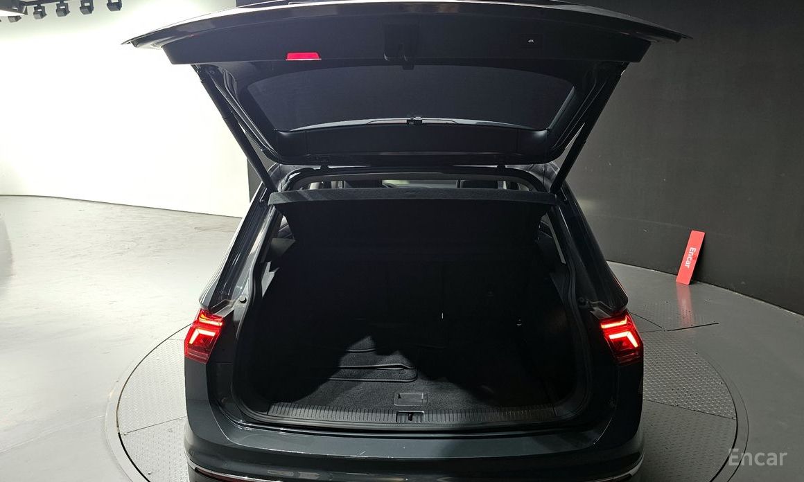 Tiguan 2nd Generation 2.0 TDI Prestige 21