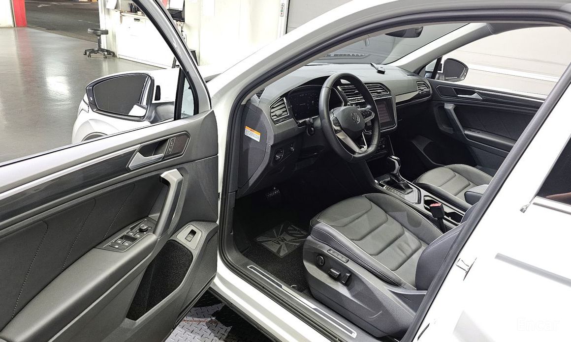 Volkswagen Tiguan 2nd Generation 2.0 TDI Prestige №11