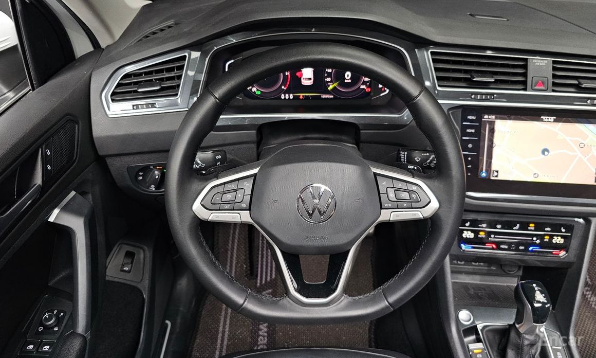 Tiguan 2nd Generation 2.0 TDI Prestige 14