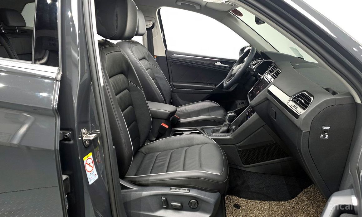 Tiguan 2nd Generation 2.0 TDI Prestige 12