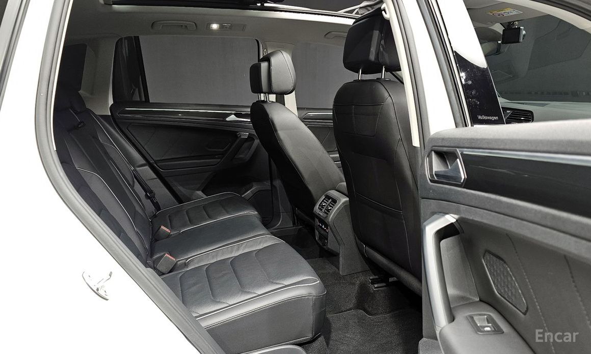 Volkswagen Tiguan 2nd Generation 2.0 TDI Prestige №12