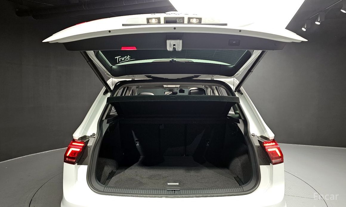 Volkswagen Tiguan 2nd Generation 2.0 TDI Prestige №21
