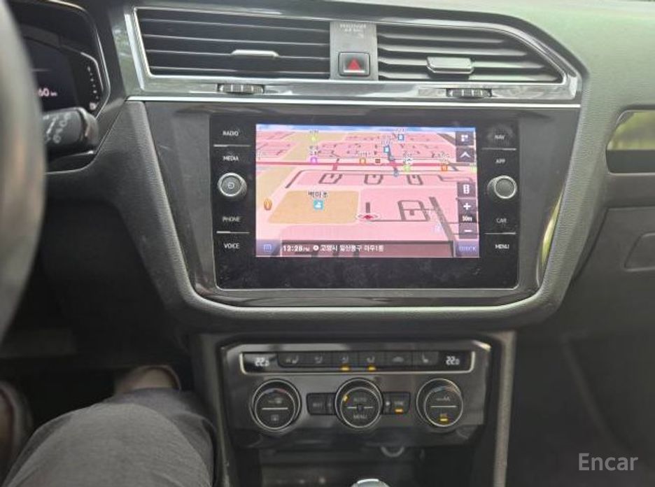 Volkswagen Tiguan Allspace 2.0 TDI Prestige №10