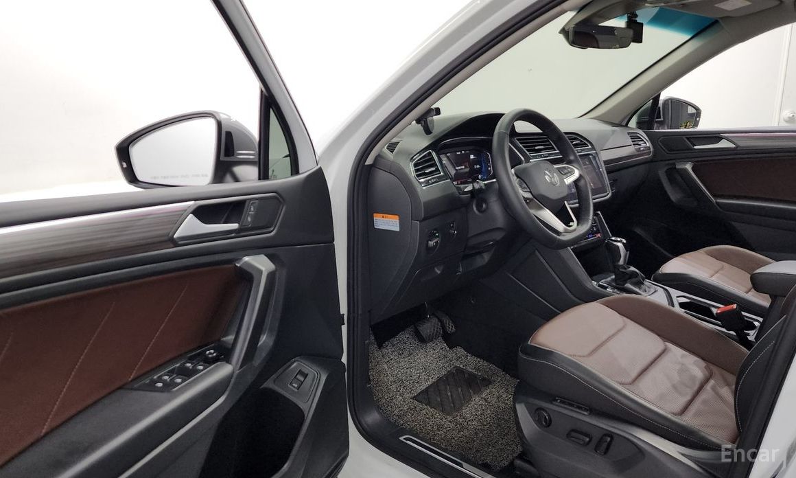 Volkswagen Tiguan Allspace 2.0 TSI Prestige №11