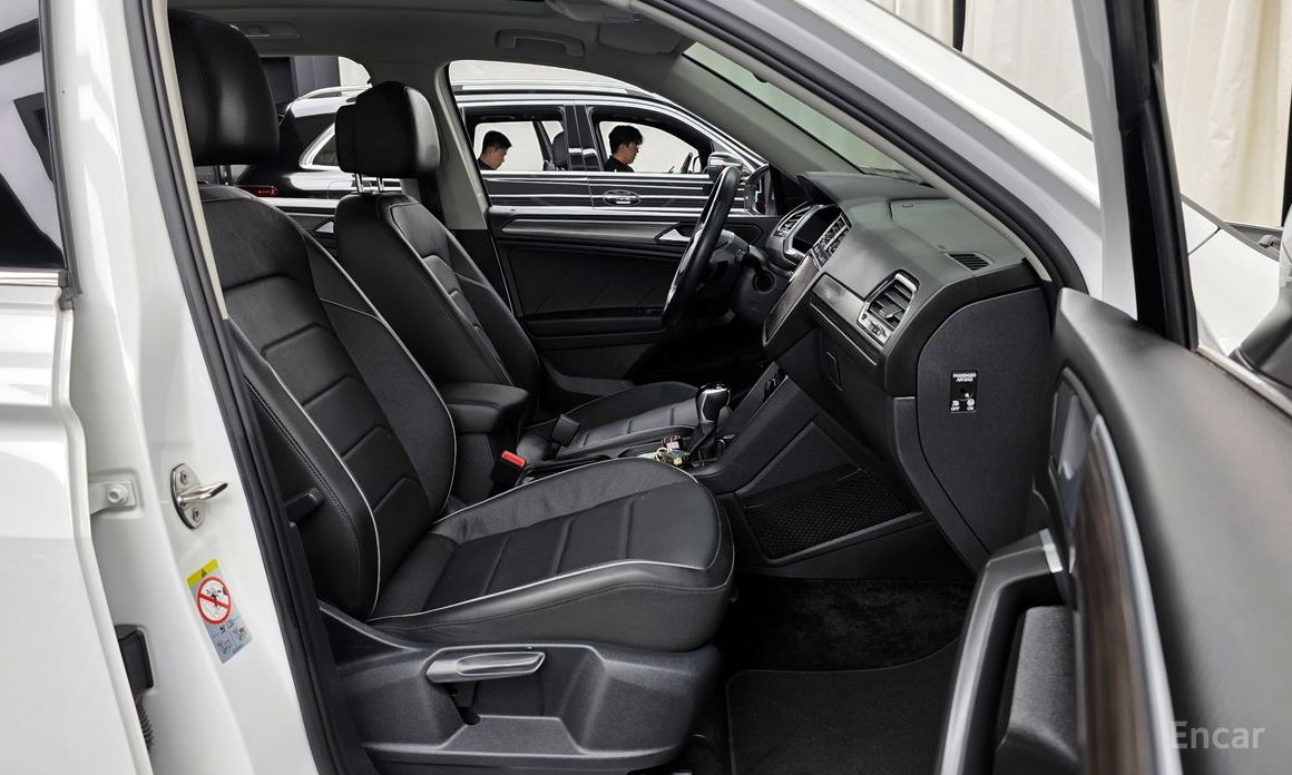 Tiguan Allspace 2.0 TSI Prestige 12