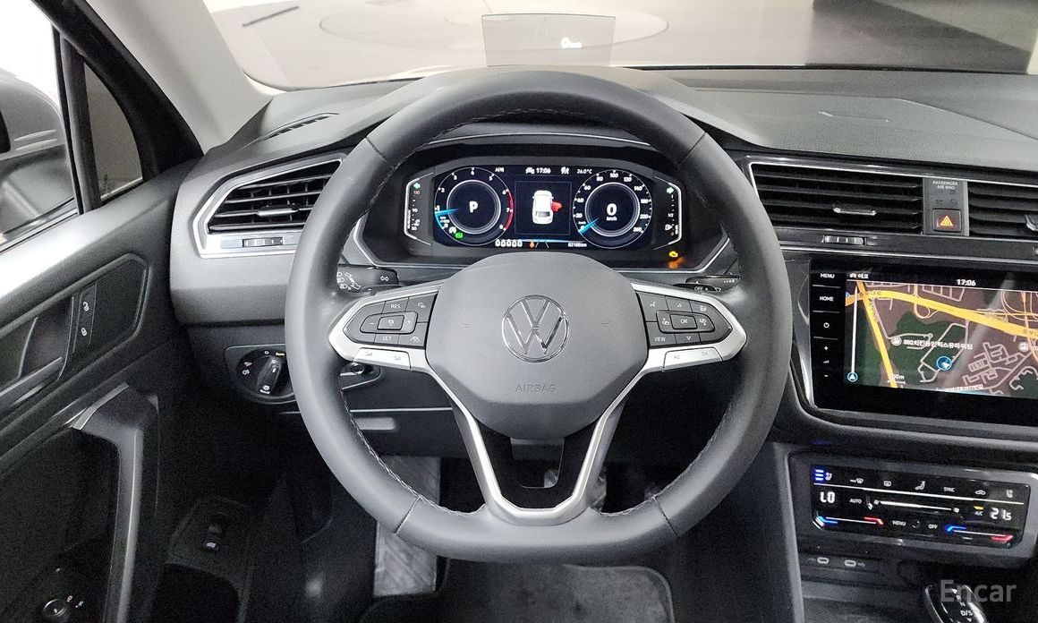 Tiguan Allspace 2.0 TSI Prestige 14