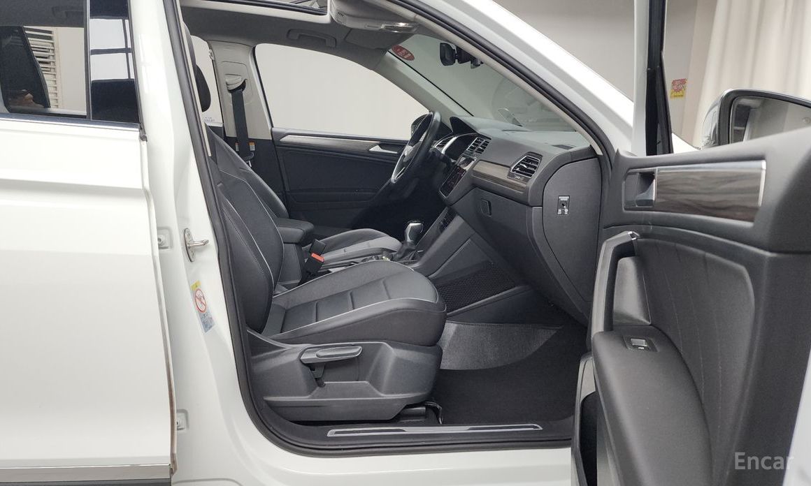 Tiguan Allspace 2.0 TSI Prestige 12