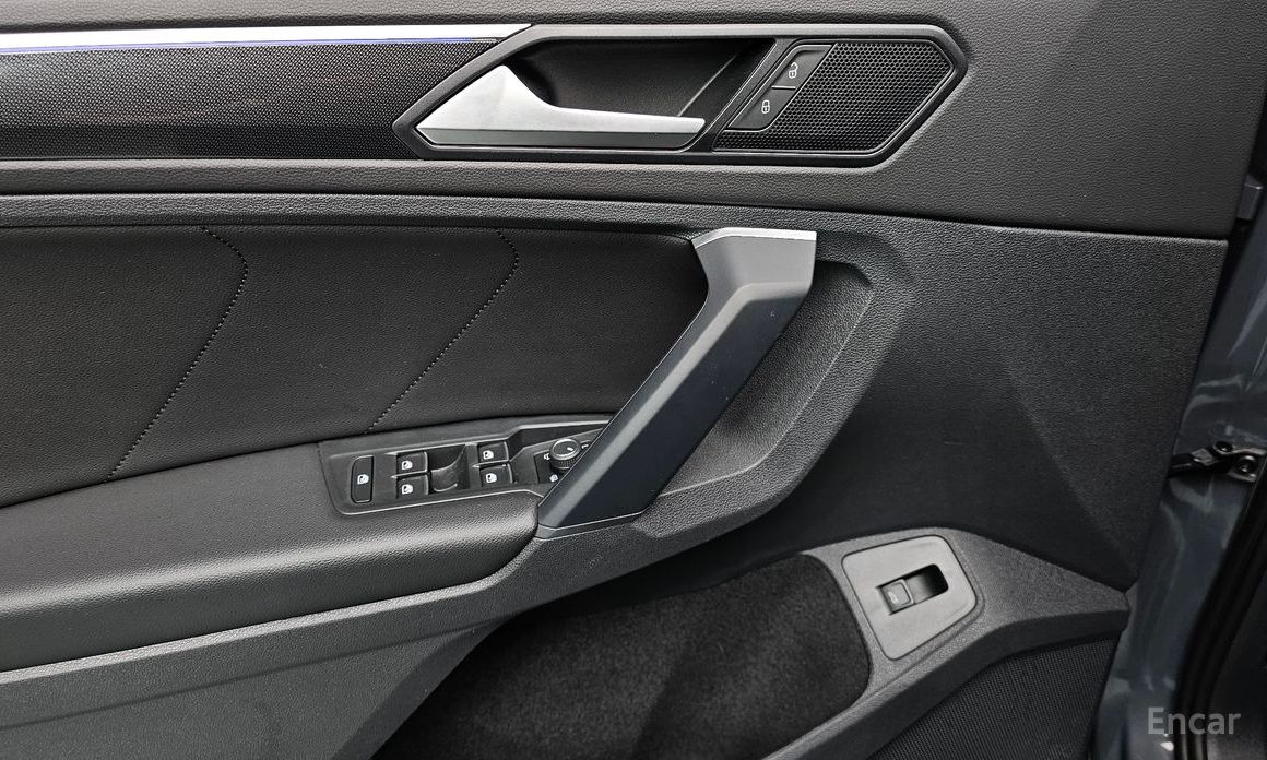 Volkswagen Tiguan Second Generation 2.0 TDI Premium №19