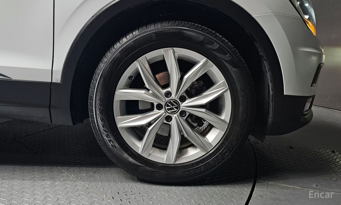 Volkswagen Tiguan Second Generation 2.0 TDI Premium №6