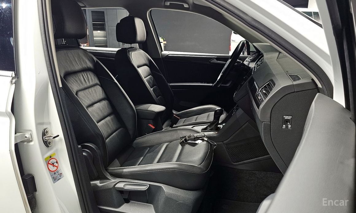 Volkswagen Tiguan Second Generation 2.0 TDI Premium №11