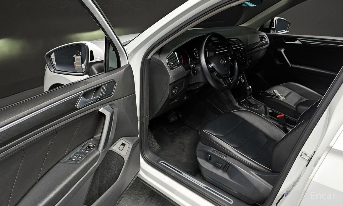Volkswagen Tiguan Second Generation 2.0 TDI Premium №12