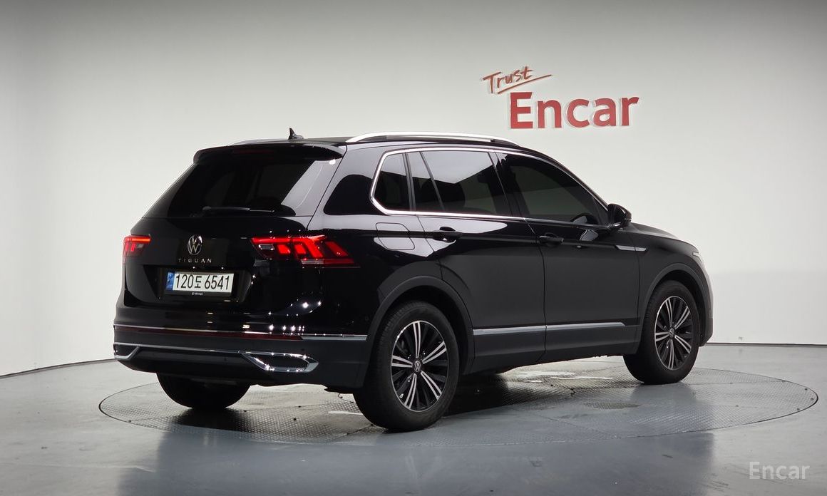 Volkswagen Tiguan Second Generation 2.0 TDI Premium №3