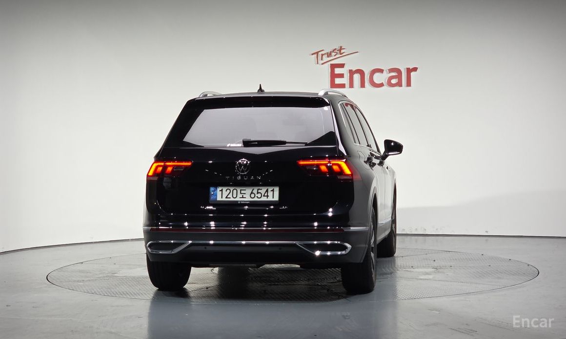 Volkswagen Tiguan Second Generation 2.0 TDI Premium №5