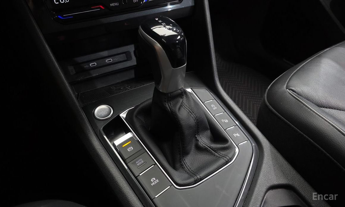 Volkswagen Tiguan Second Generation 2.0 TDI Premium №10
