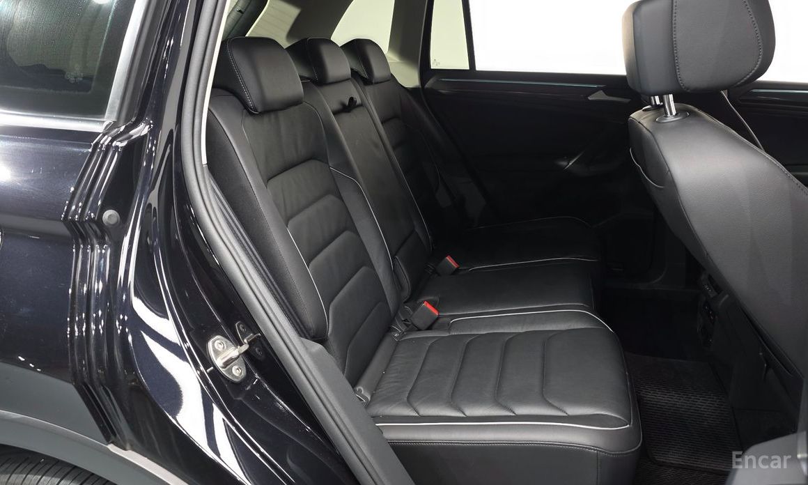 Volkswagen Tiguan Second Generation 2.0 TDI Premium №12