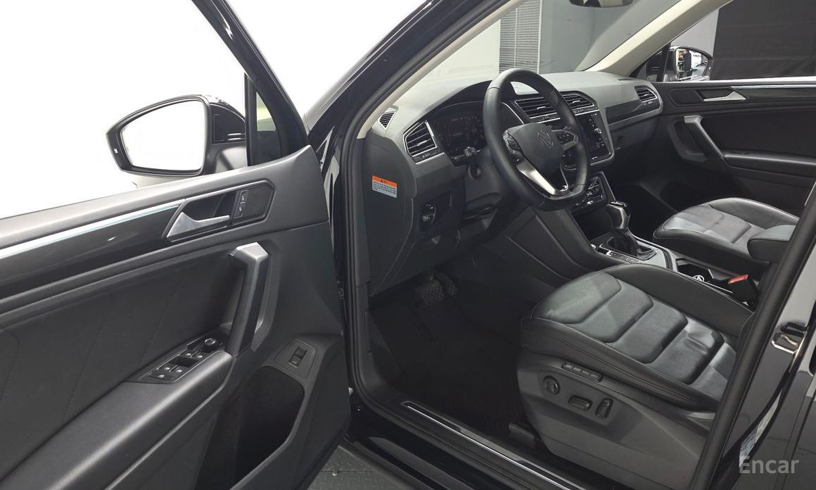 Volkswagen Tiguan Second Generation 2.0 TDI Premium №13