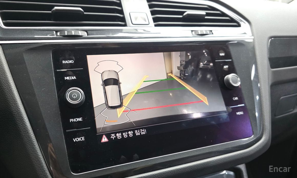 Volkswagen Tiguan Second Generation 2.0 TDI Premium №17