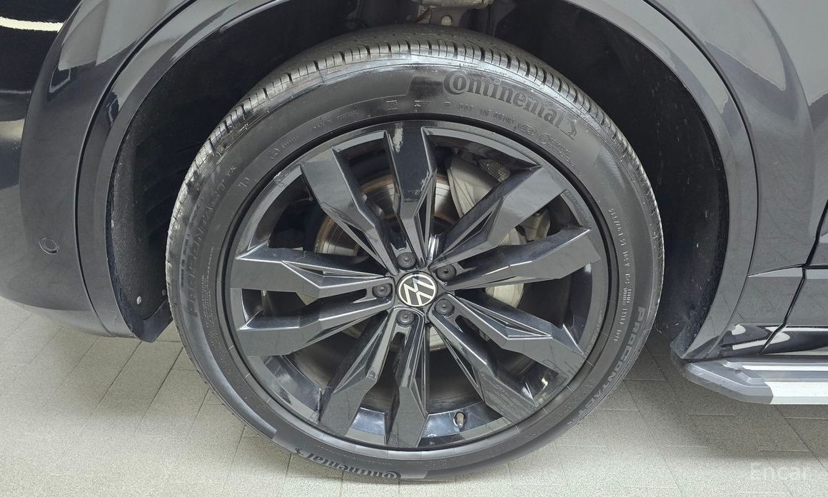 Volkswagen Touareg 3rd Generation 3.0 TDI R-Line №6