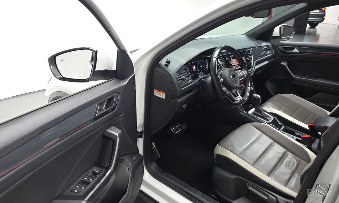 Volkswagen Tyrock 2.0 TDI Prestige №11