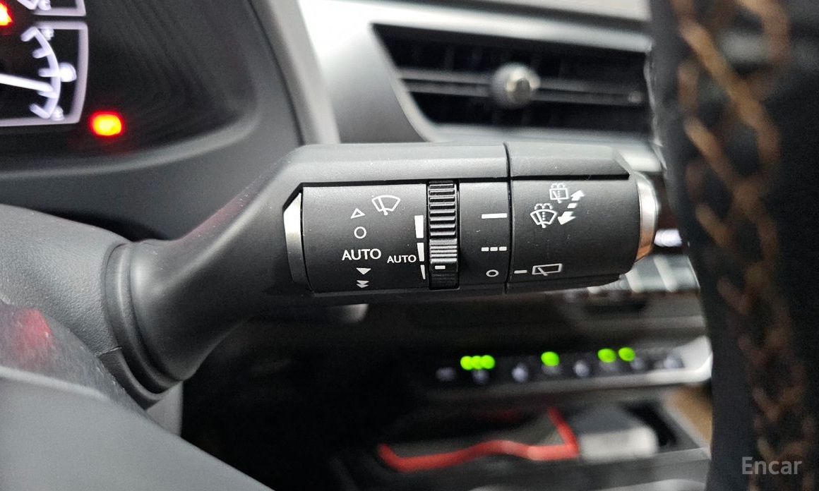 UX250h2.0 2WD 19