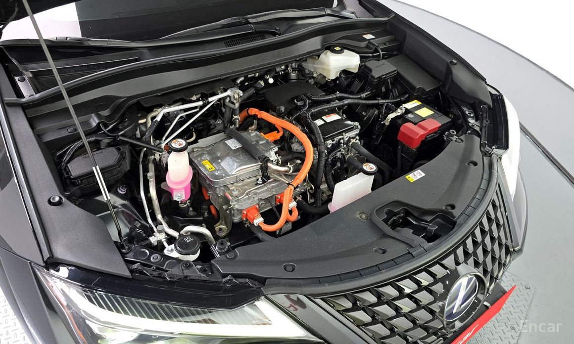 Lexus UX300e2WD №7