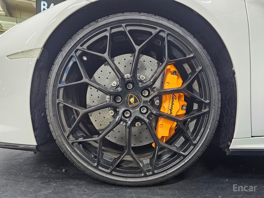 Urakan LP610-2 Evo Spider 6
