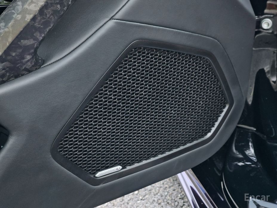 Urakan LP640-4 Evo Spider 12