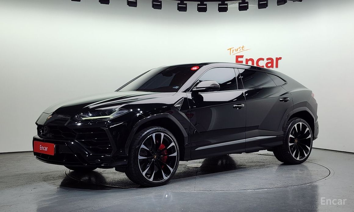 Urus 4. 0 V8 2