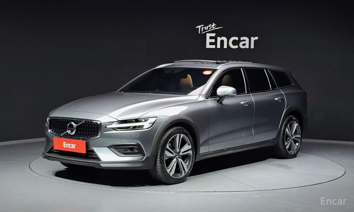 Volvo V60 Cross-country 2nd Generation B5 Pro AWD №2