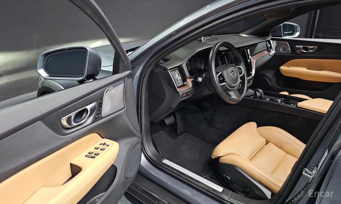 Volvo V60 Cross-country 2nd Generation B5 Pro AWD №12