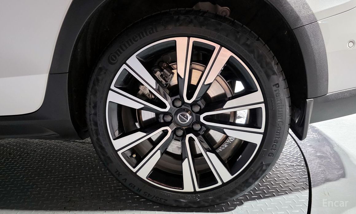 V60 Cross-country 2nd Generation B5 Pro AWD 6