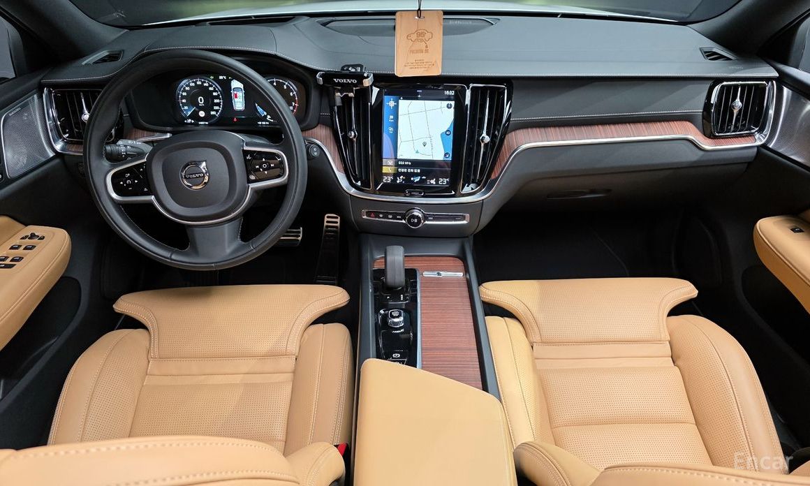 V60 Cross-country 2nd Generation B5 Pro AWD 8