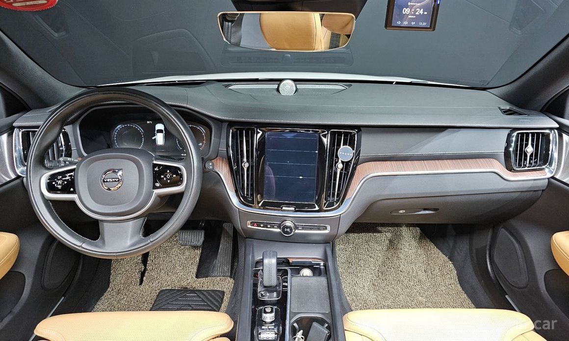 Volvo V60 Cross-country 2nd Generation B5 Pro AWD №8