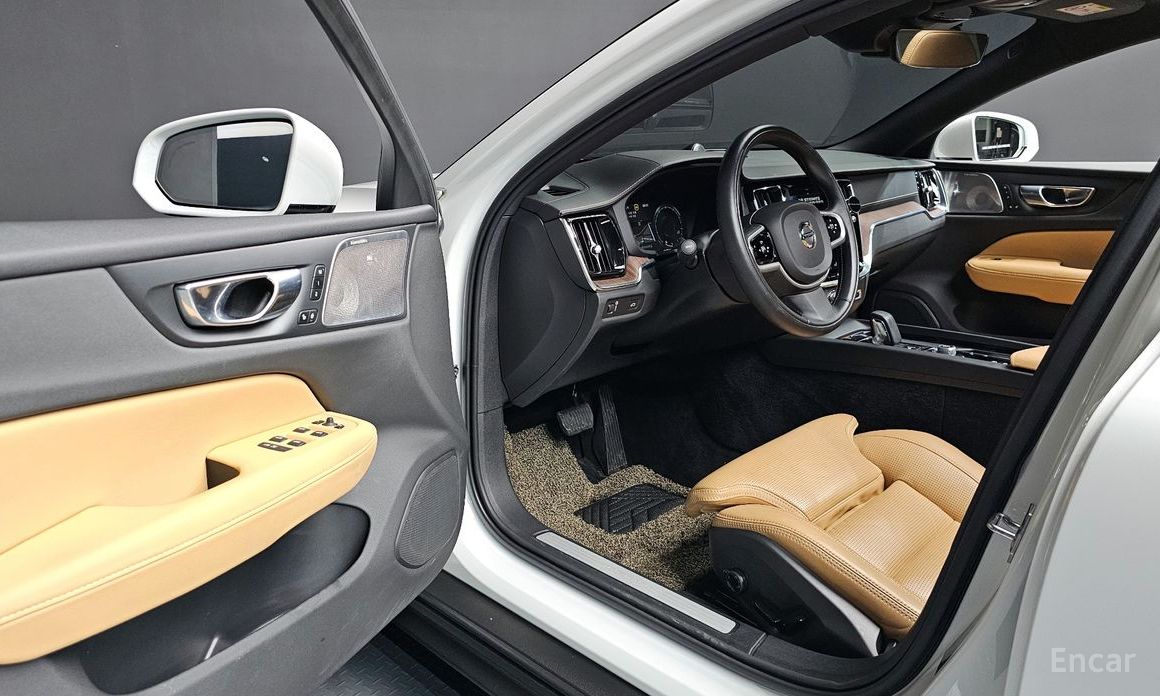 Volvo V60 Cross-country 2nd Generation B5 Pro AWD №12