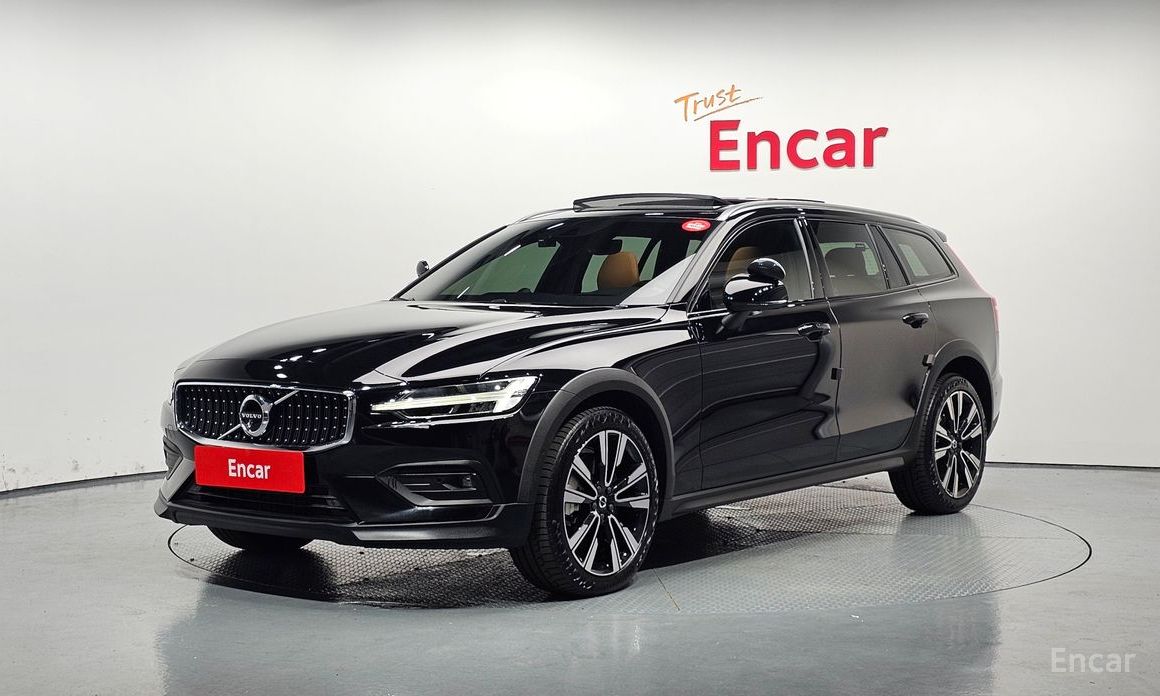 Volvo V60 Cross-country 2nd Generation B5 Pro AWD №2