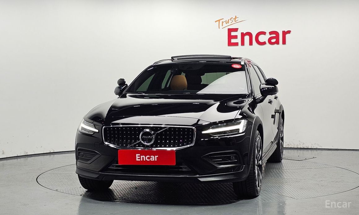 Volvo V60 Cross-country 2nd Generation B5 Pro AWD №4