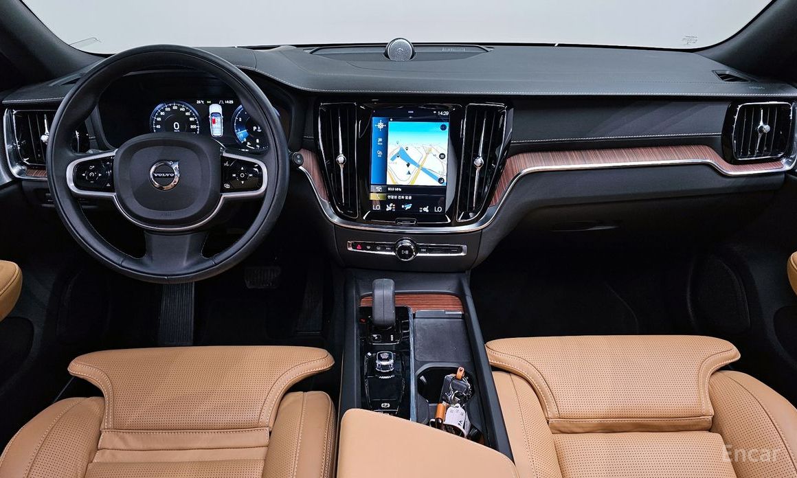 Volvo V60 Cross-country 2nd Generation B5 Pro AWD №8
