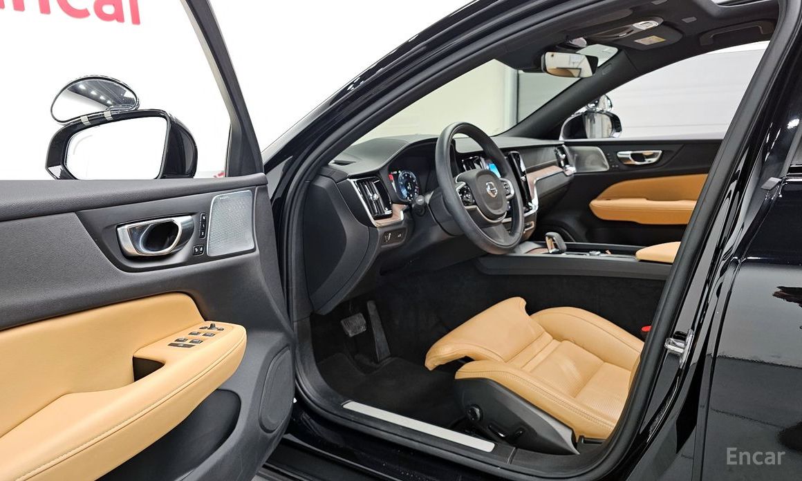 Volvo V60 Cross-country 2nd Generation B5 Pro AWD №13