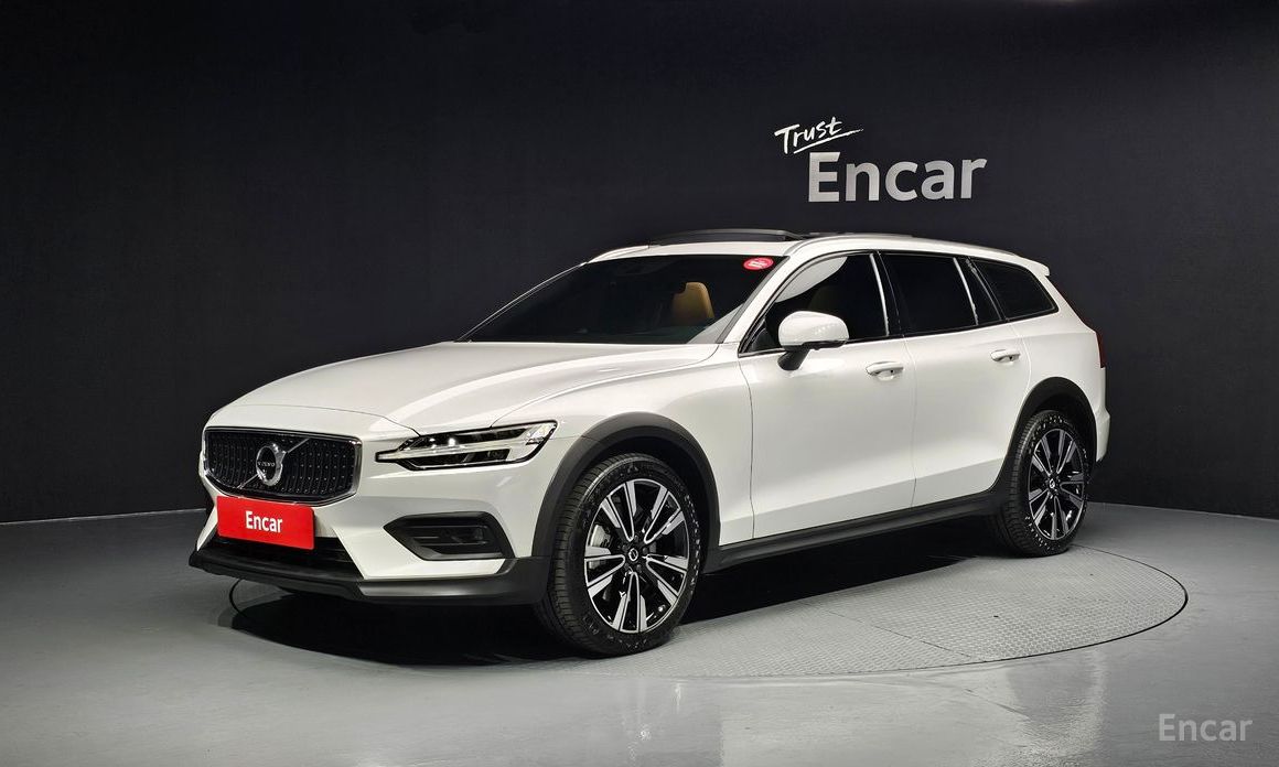 Volvo V60 Cross-country 2nd Generation B5 Pro AWD №2
