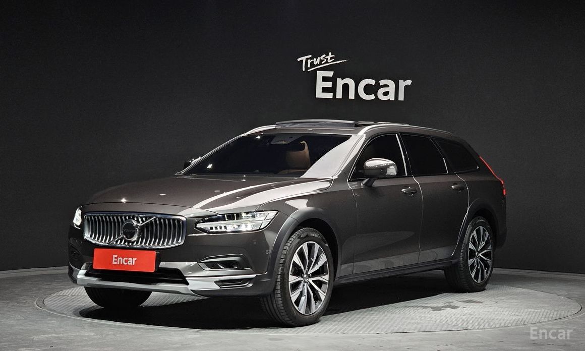 Volvo V90 Cross-Country B5 Pro AWD №2