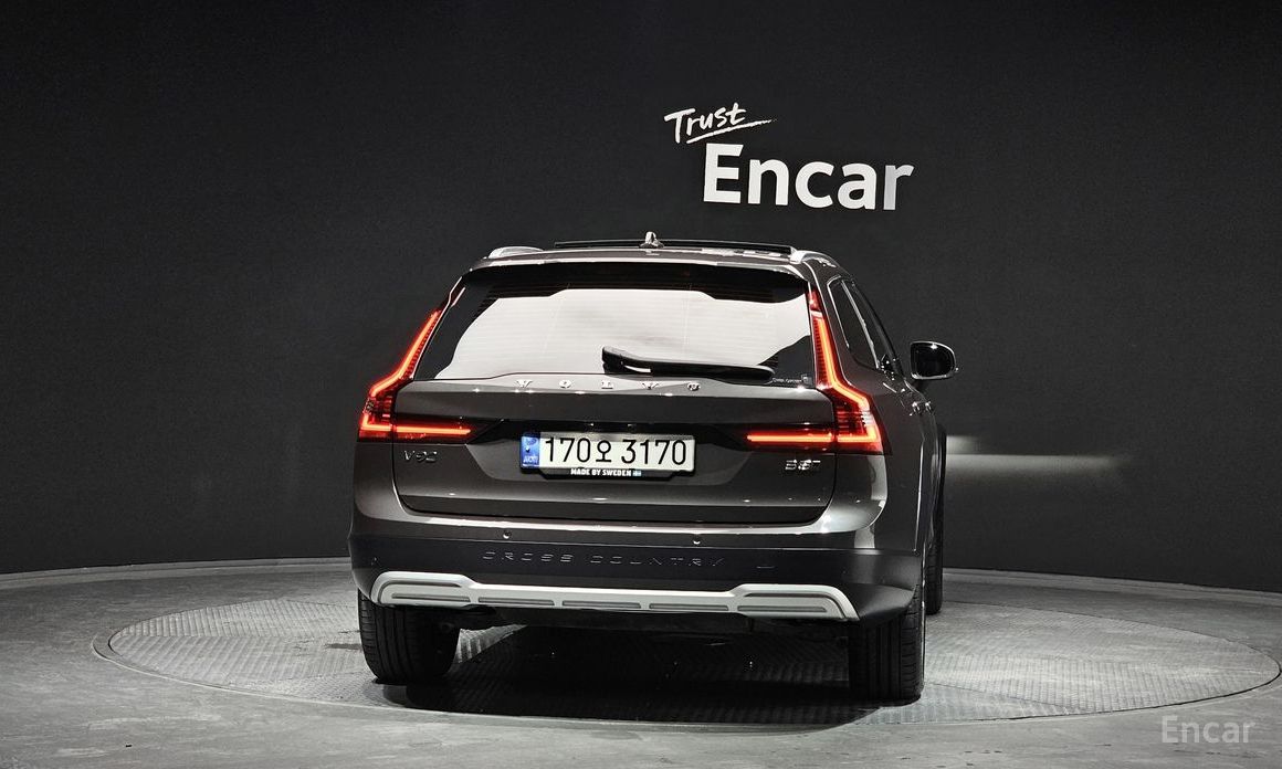 Volvo V90 Cross-Country B5 Pro AWD №5