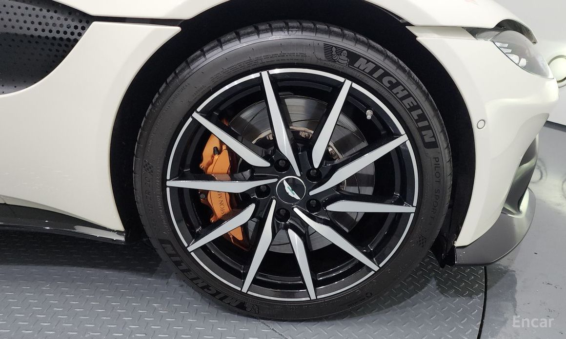 Aston Martin Vantage 2nd Generation 4.0 V8 Coupe №6