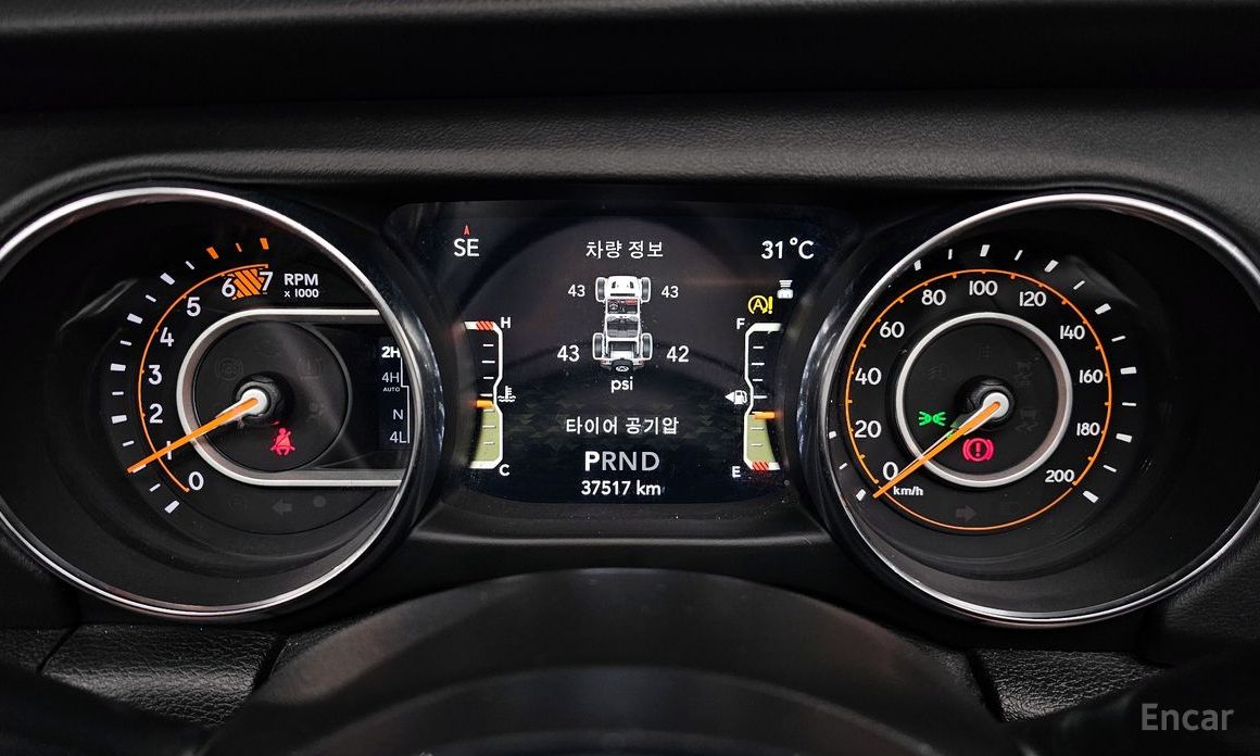 Jeep Wrangler (JL)2.0 Overland Power Top 4 Door №9
