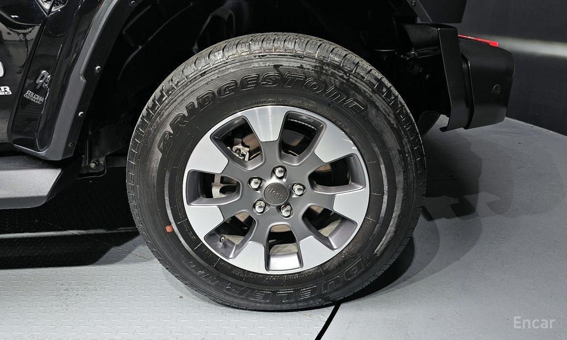 Jeep Wrangler (JL)2.0 Overland Power Top 4 Door №6
