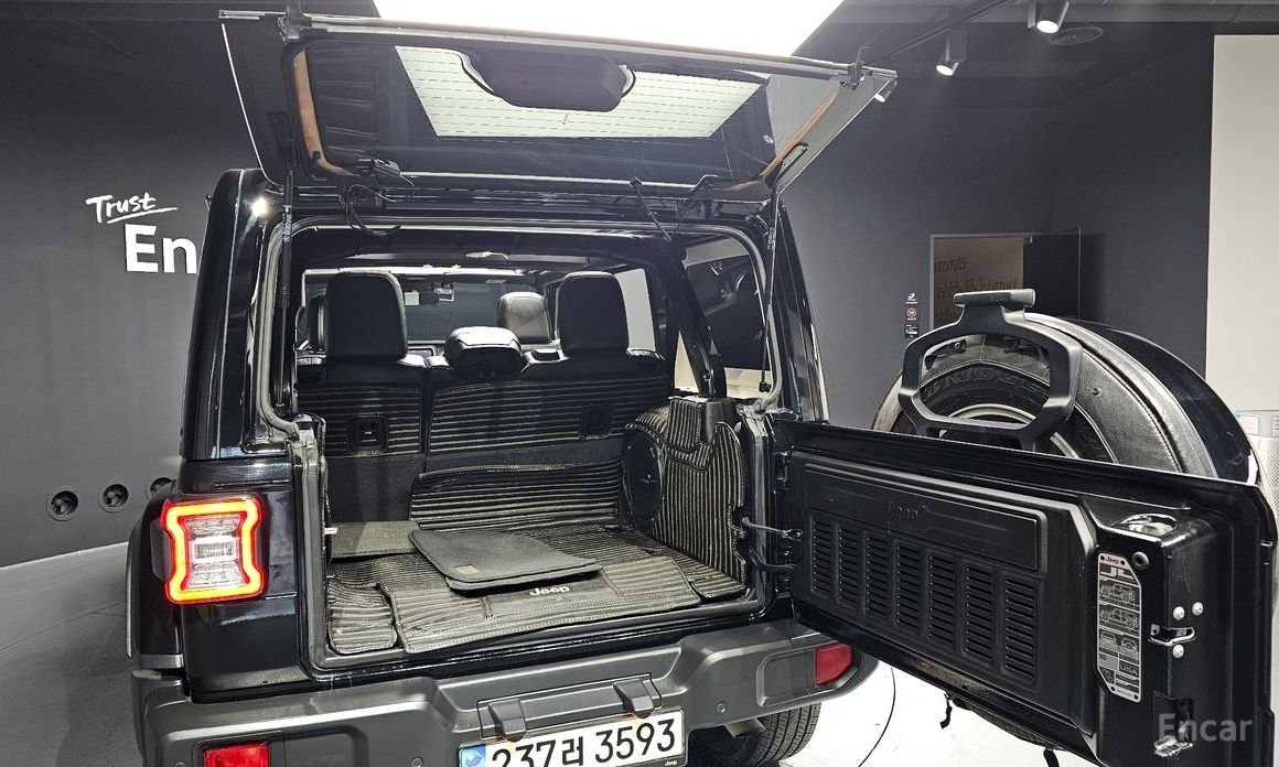 Jeep Wrangler (JL)2.0 Overland Power Top 4 Door №21