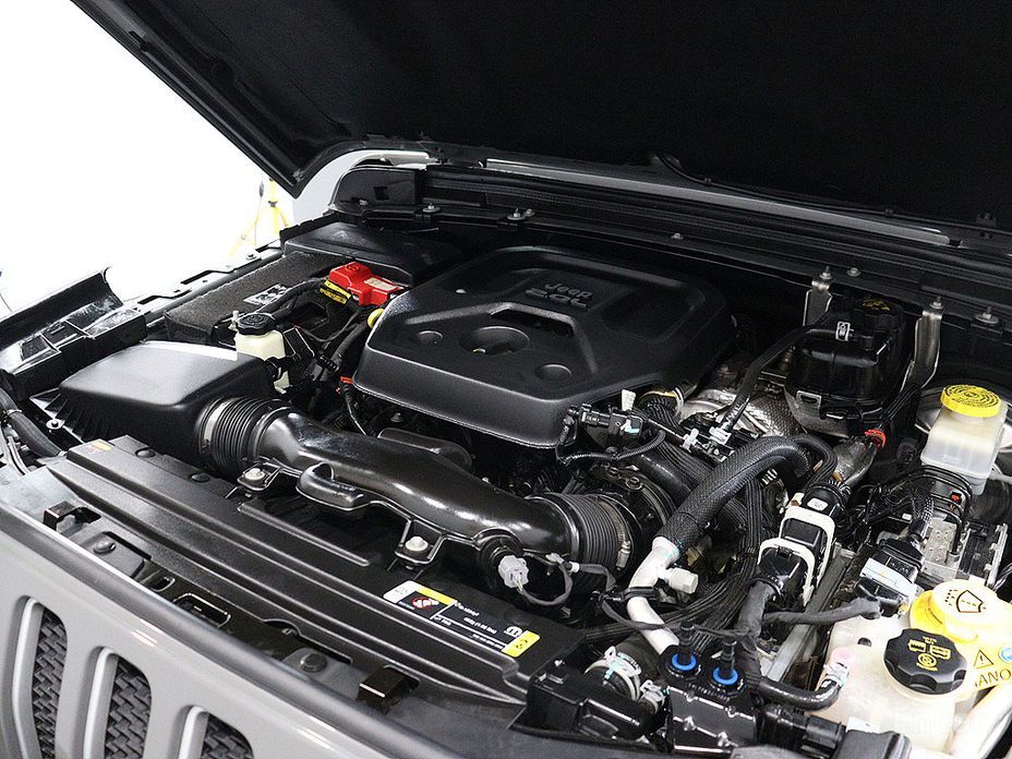 Wrangler (JL)2.0 Overland Power Top 4 Door 7