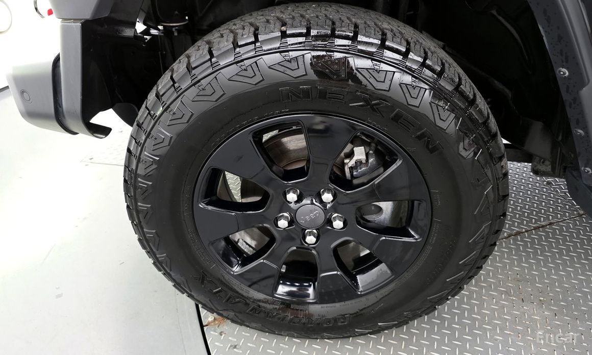 Jeep Wrangler (JL)2.0 Overland Power Top 4 Door №6