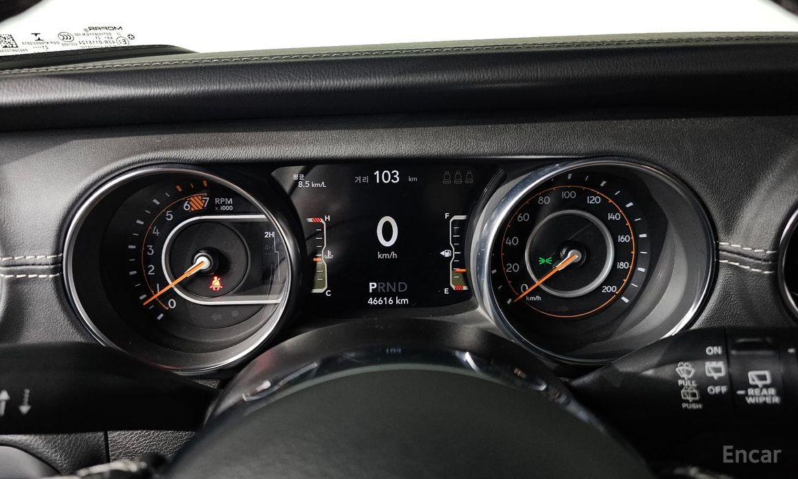 Wrangler (JL)2.0 Overland Power Top 4 Door 9